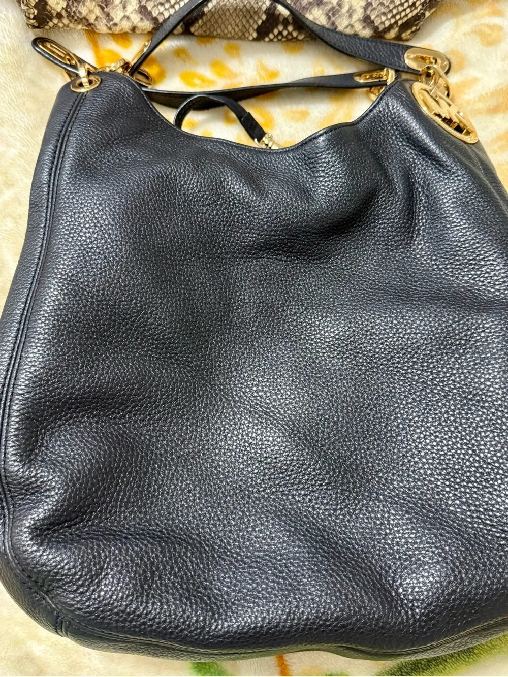 Micheal Kors Classic black Leather Hobo Bag with Gold Hardware